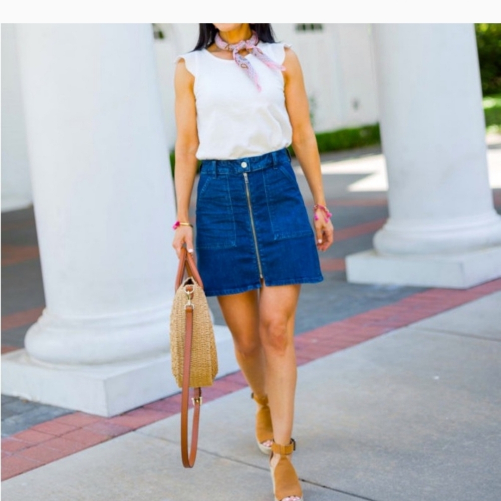 Madewell zip up denim skirt